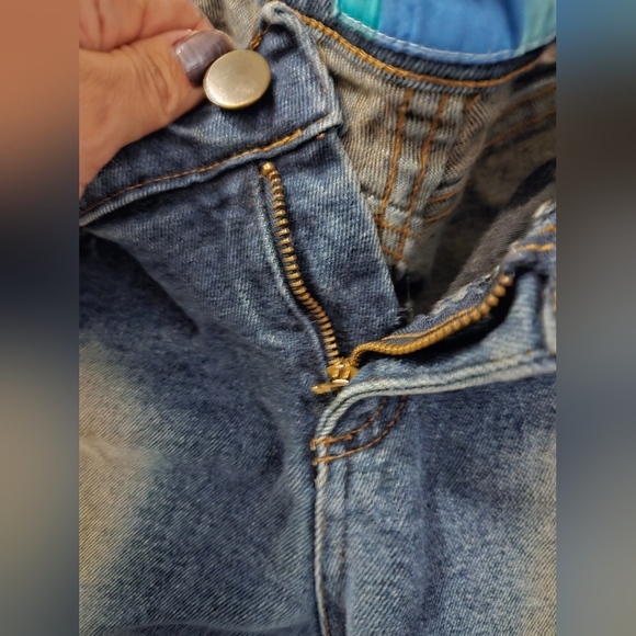 Y2K Vintage Delia's split leg denim, mud rinse sz. 9/10 - Picture 7 of 16